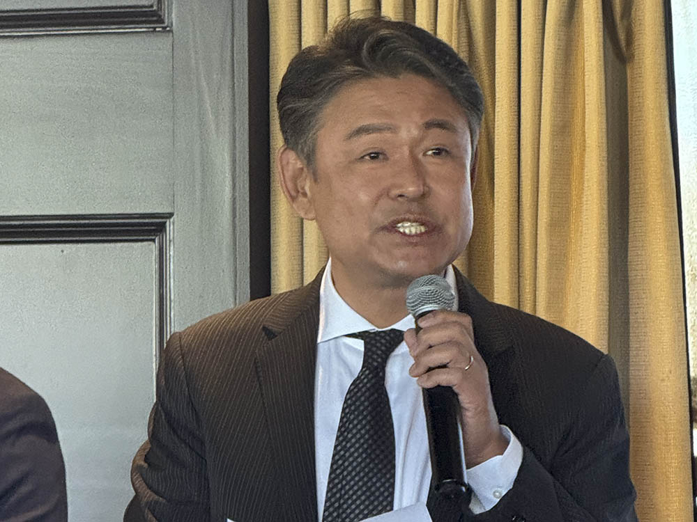 本杰明·豪普特曼纪念照片 4